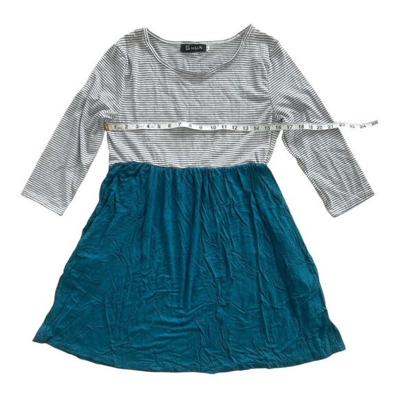 Women's Striped Casual Round Neck Knitted Dress - Picture 4 of 6